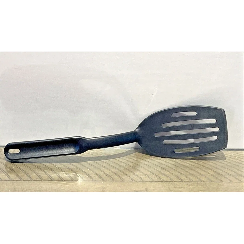 Pampered Chef Nylon 12.5” Slotted Spatula 2351 5 Slots Turner Flipper Black USA